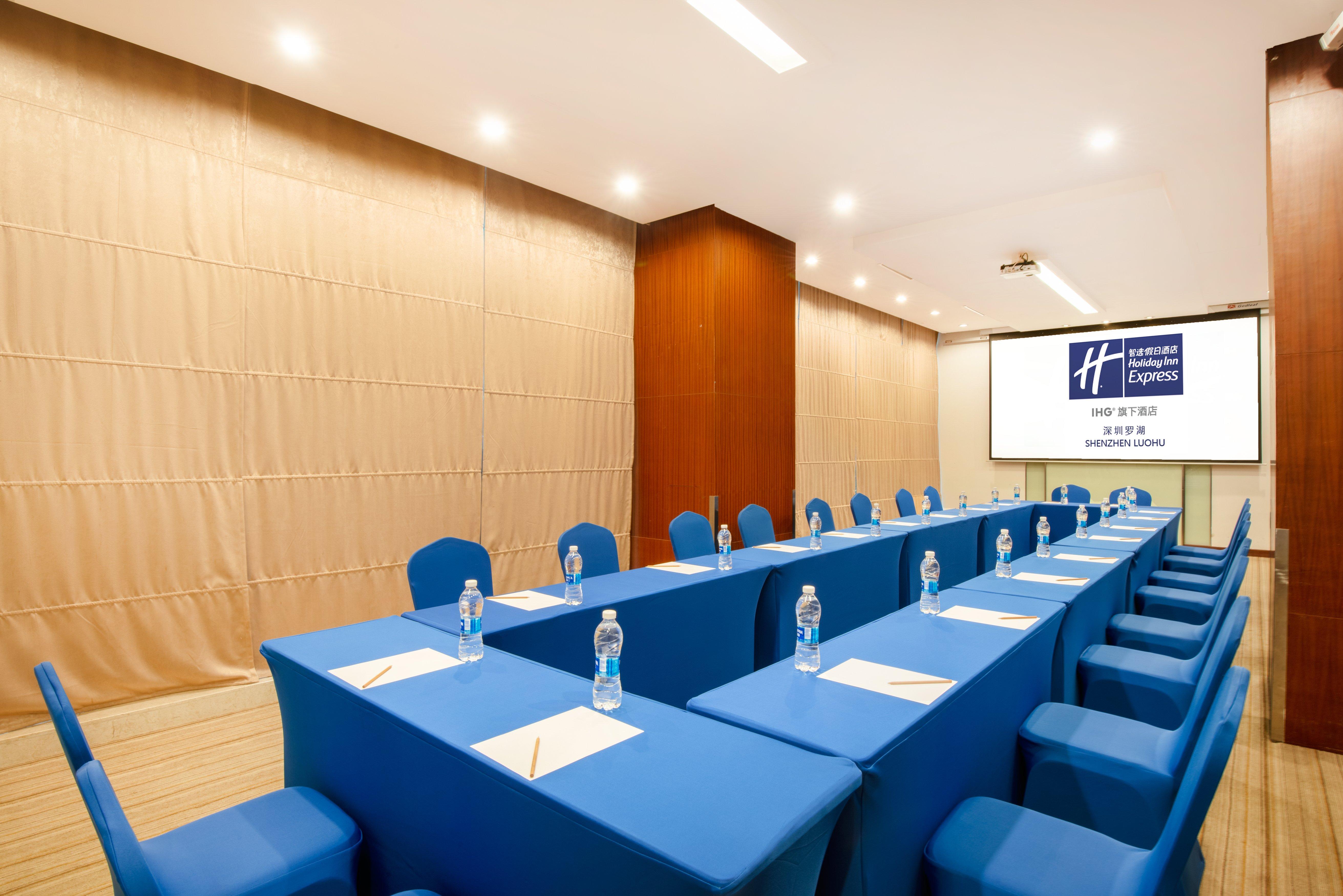 Holiday Inn Express Shenzhen Luohu Exterior photo